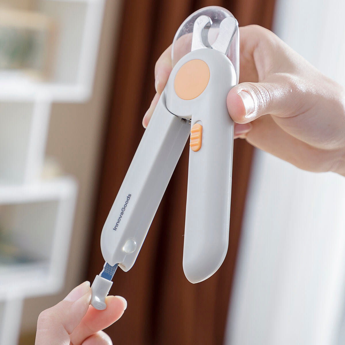 Tagliaunghie per Animali con LED InnovaGoods – Sicuro e Preciso